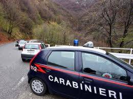 Catania, rapinatore senza gamba fugge in auto 
I carabinieri lo inseguono e poi lo arrestano