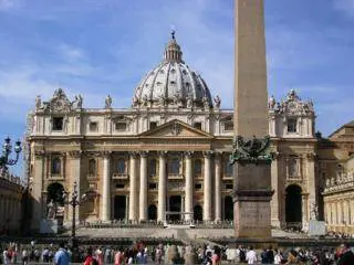 Preti pedofili, la Santa Sede all'Irlanda: 
"Non abbiamo mai ostacolato le indagini"