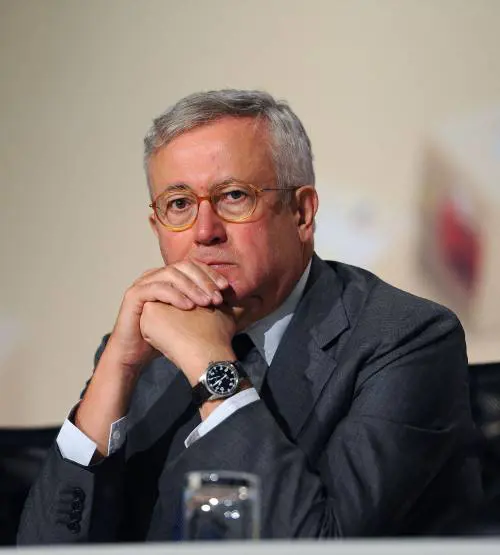 Ora Tremonti ammette: 
"Il decreto? Un errore 
farlo in quattro giorni"