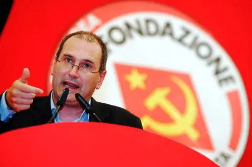 Pure i comunisti sono stufi dell'euro
