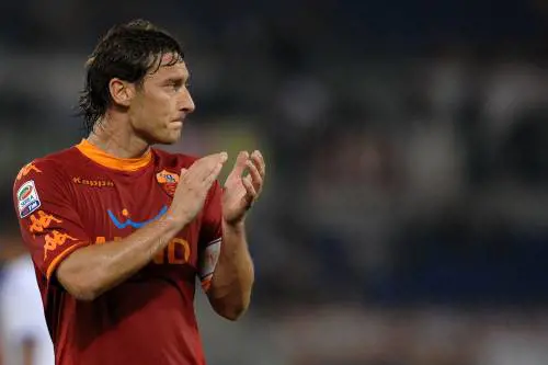 Calciatori in contropiede  
Pagheranno 35 milioni