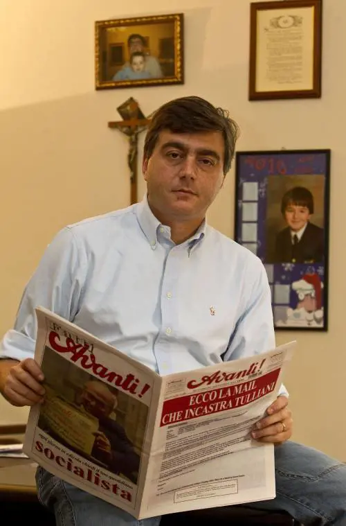 Ghedini smentisce L’Espresso:  
"Nessun avviso dal Cav a Lavitola"