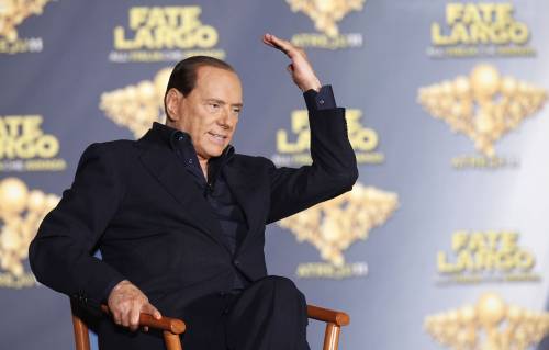 Berlusconi: "Non temo le inchieste 
Abbiamo 18 mesi per le riforme"