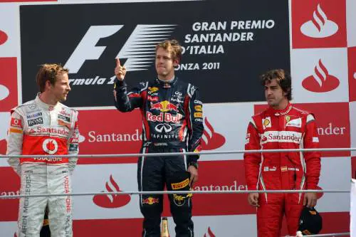 Vettel strizza l’occhio 
al Cavallino: "E' più bello 
vincere con la tuta rossa"