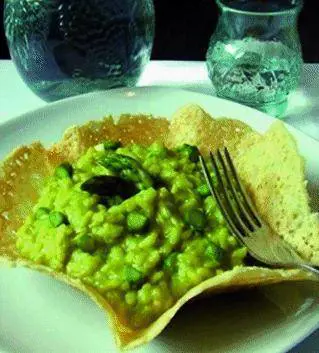 I buongustai genovesi si convertono al «cuoco in affitto»