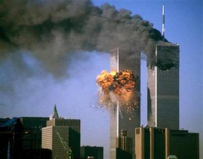 Decennale degli attentati, il giorno dopo... 
L’11/9 ridotto a cerimonia: film senza emozioni