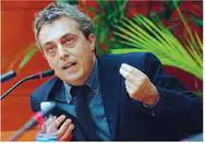 "C’è la crisi e Boeri pensa al Dito di Cattelan"