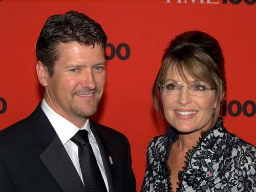 Usa, il marito della Palin vuole il divorzio 
Intanto Romney e Perry si accusano in tv