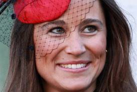 Pippa Middleton è record 
sei matrimoni in un anno 
Ma il prossimo sarà il suo