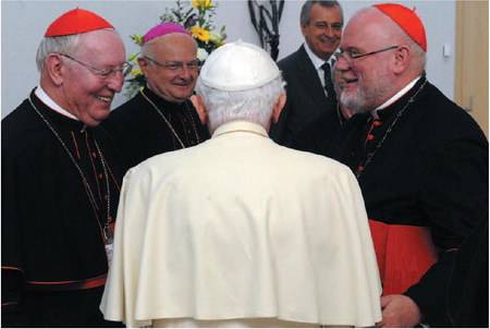 Ratzinger si dimette? 
E' giallo in Vaticano