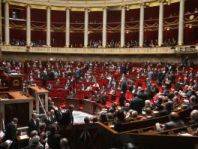 Francia, maggioranza al senato per i socialisti 
"Vittoria storica, non succedeva da 50 anni"