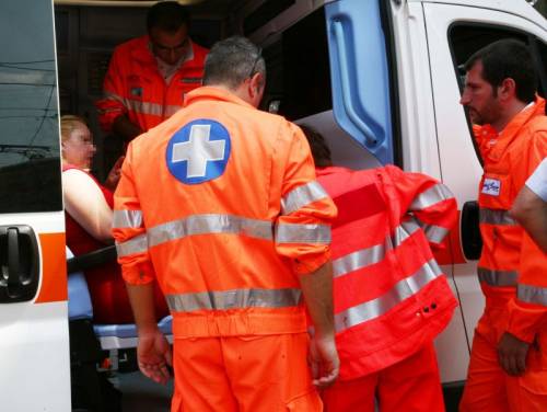 Viareggio, entra in chiesa 
e si strappa via gli occhi 
"Me lo ha detto una voce"