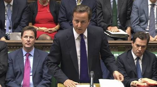 Cameron: "La crisi dell'Euro minaccia il mondo 
I leader si rimbocchino le maniche e agiscano"