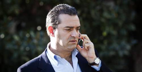 Quelle strane coincidenze nelle telefonate  
tra De Magistris e la pm che lo indagava