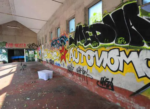 Autonomi sgomberati. Dai compagni