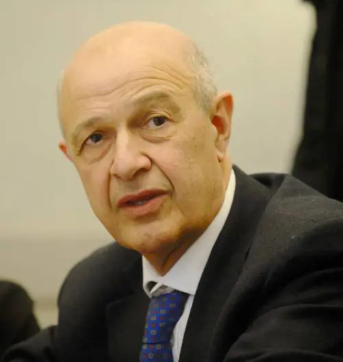 Cento giorni di coda per i controlli urologici Beretta: «Ora facciamo le tac anche al sabato»