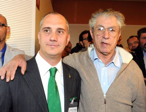 Bossi blinda il Cav: è lui che porta i voti