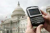 Il BlackBerry va in tilt in tutto il mondo 
Fuori uso il servizio mail dello smartphone