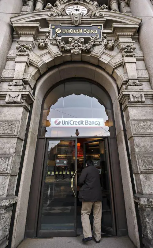 Ghizzoni rassicura i soci sulle mosse di Unicredit