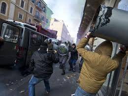 Quelli che non s'indignano ma partono