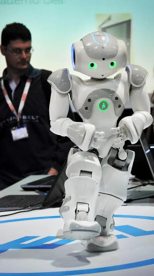 La serratura si apre con gli occhi e le piante le annaffi dallufficio