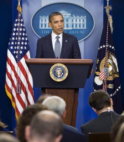 Obama: "Via le truppe dall'Iraq entro fine anno"