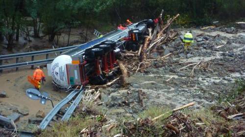 Frane e dispersi, alluvione devasta Liguria