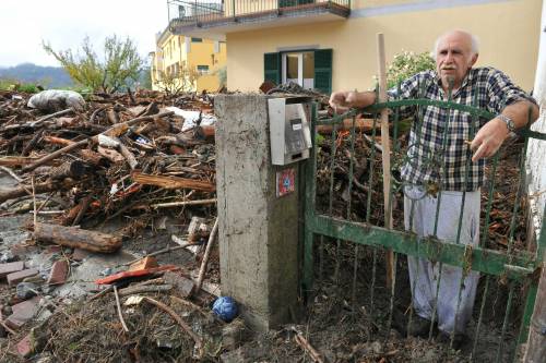 Alluvione, il bilancio delle vittime sale a otto "Solo a Monterosso danni per 30 milioni di euro"