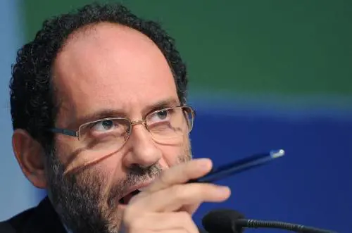 Ecco tutti quei compagni in toga di Ingroia  che continuano a fare politica (contro il Cav)