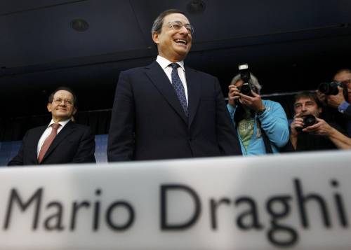 Bce, l’era Draghi inizia con il blitz: giù i tassi