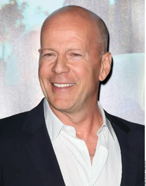 Demi Moore torna single, Bruce Willis torna papà