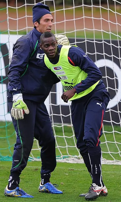 Buffon e lEuropeo:  «Ci mancano Rossi e la follia di Cassano»