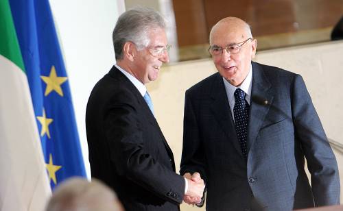 Napolitano: "Nuovo governo a breve o voto" Poi nomina Mario Monti senatore a vita