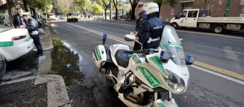 Il Comune convoca il capo dei vigili. Sparirà il "ghisa" di quartiere