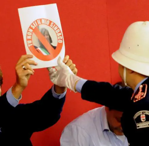 Sindaco smentita pure dall’Arpal: «Allerta 2 indica rischio elevato»