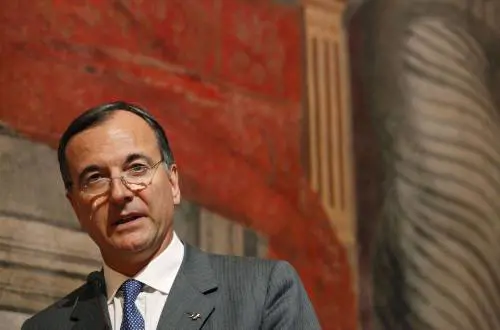Frattini e l’arte  di cadere in piedi