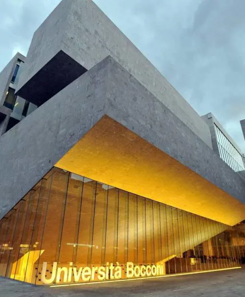 In Bocconi meno italiani e più stranieri