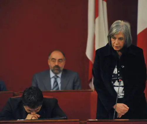 Amici di Marta, gli applausi fateli a chi ha spalato, non a lei