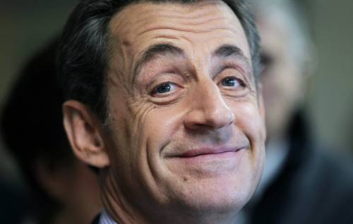 Adesso il contagio dilaga: spread francese da record E Sarkozy si preoccupa...