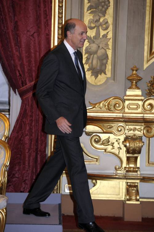 Ecco chi è Passera,  ministro-banchiere  della larga Intesa