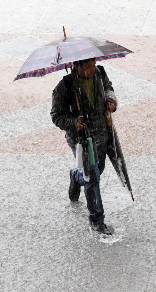 Weekend di tempo variabile Ma si allontana lincubo pioggia