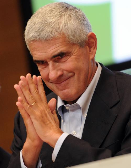 Giù le mani da Casini: da Pdl a Idv ora tutti si scoprono garantisti