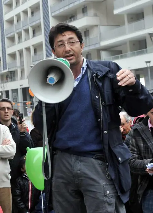 «Divieti? Servono parcheggi E la sinistra li ha cancellati»