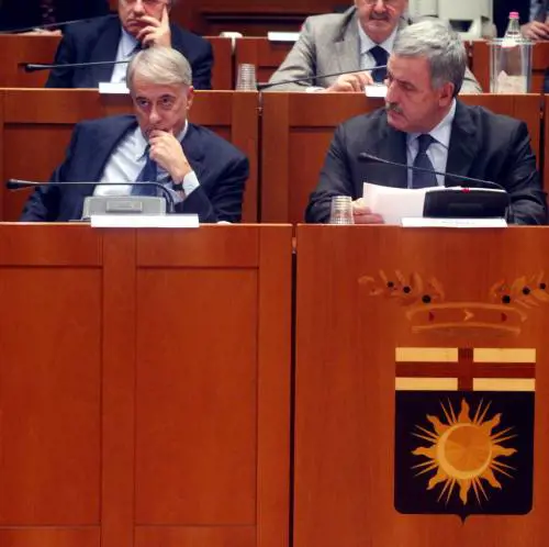 Traffico, scartate le targhe alterne. Fermi a fasce orarie i diesel Euro 3