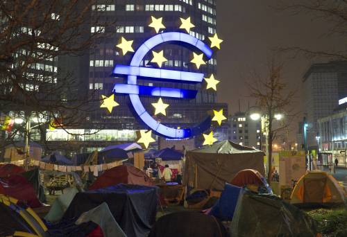 Il battesimo del fuoco  di Monti all'Eurogruppo Ue: manovra da 11 miliardi