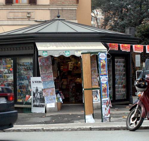 Un chiosco tutto notizie e servizi
