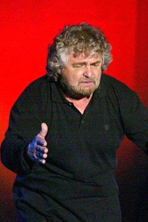 Paoli, Grillo, Arbore insieme per dare «Una mano a Genova»
