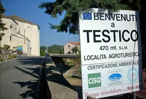 Il comune che si ribella all’Italia e sogna di diventare Signoria