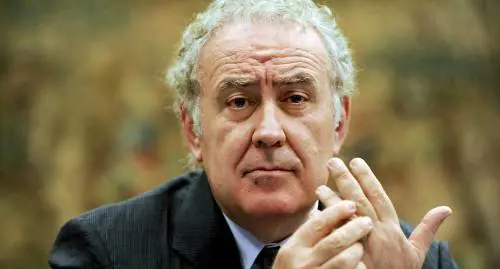 Santoro orfano del Cav  perde la guerra del talk con l’allievo Formigli