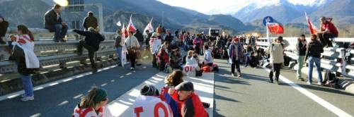 Condannate chi sequestra l'autostrada